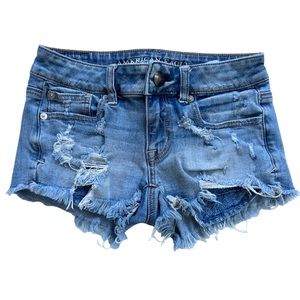 American Eagles Outfitters AEO Shortie Distressed Denim Shorts